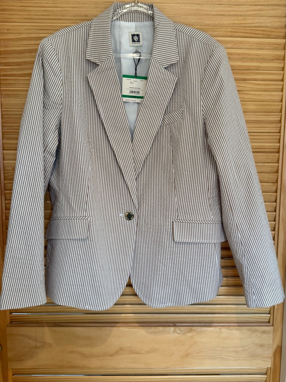 NWT Anne Klein brown and white striped seersucker blazer